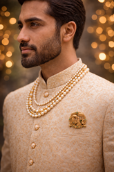 Traditional Royal Wedding Procession Brooch